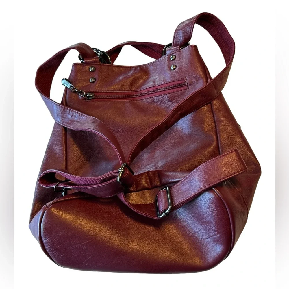 Nice Maroon Burgundy Backpack / Shoulder Bag Hobo Women’s Purse MINTY